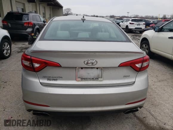 ✅ 2017 Hyundai Sonata Sport • VIN: 5NPE34AF8HH571547 • Лот: 69404462. Опубликован ранее на Copart с пробегом Не указан. Бесплатный доступ к архиву аукционных продаж из США и подробный отчёт об истории автомобиля на DreamBid. Изображение 6.