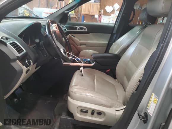 ✅ 2011 Ford Explorer Limited • VIN: 1FMHK8F82BGA82781 • Лот: 60817715. Опубликован ранее на Copart с пробегом 184 894 миль. Бесплатный доступ к архиву аукционных продаж из США и подробный отчёт об истории автомобиля на DreamBid. Изображение 7.