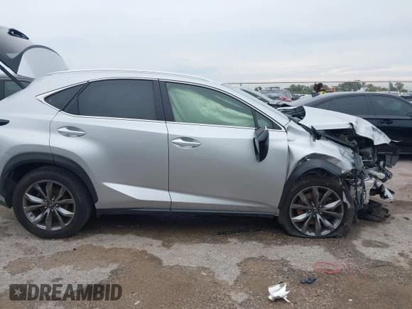 ✅ 2016 Lexus NX F Sport • VIN: JTJYARBZ5G2029862 • Lot: 43530134. Listed on IAAI with 107,307 mi. Free auction sales archive from the USA and detailed vehicle history report at DreamBid. Image 14.