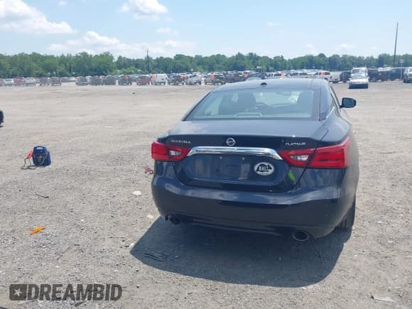 ✅ 2017 Nissan Maxima Platinum • VIN: 1N4AA6AP2HC427633 • Lot: 42593090. Listed on IAAI with 106,093 mi. Free auction sales archive from the USA and detailed vehicle history report at DreamBid. Image 17.