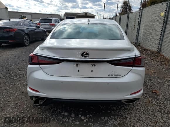 ✅ 2020 Lexus ES 350 • VIN: 58ADZ1B1XLU073641 • Lot: 90303755. Listed on Copart with 56,819 mi. Free auction sales archive from the USA and detailed vehicle history report at DreamBid. Image 6.