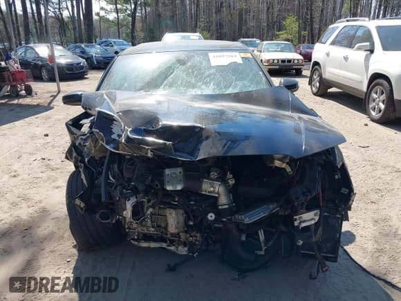 ✅ 2019 Audi RS 3 • VIN: WUABWGFFXKA907513 • Lot: 41897563. Wystawiony na IAAI z przebiegiem 46 461 mil. Bezpłatny archiwum sprzedaży aukcyjnych z USA i szczegółowy raport historii pojazdu na DreamBid. Zdjęcie 11.