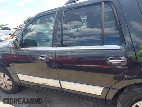 ✅ 2014 Lincoln Navigator • VIN: 5LMJJ2H53EEL01703 • Лот: 42537223. Опубликован ранее на IAAI с пробегом 136 363 миль. Бесплатный доступ к архиву аукционных продаж из США и подробный отчёт об истории автомобиля на DreamBid. Изображение 14.