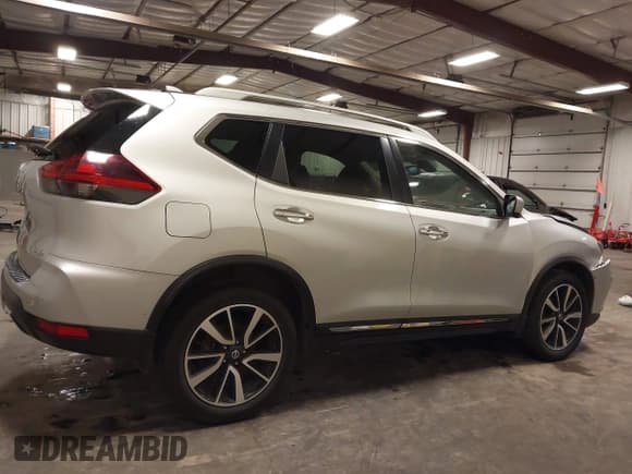✅ 2019 Nissan Rogue SL • VIN: 5N1AT2MVXKC713062 • Лот: 42683383. Опубликован ранее на IAAI с пробегом 77 160 миль. Бесплатный доступ к архиву аукционных продаж из США и подробный отчёт об истории автомобиля на DreamBid. Изображение 13.