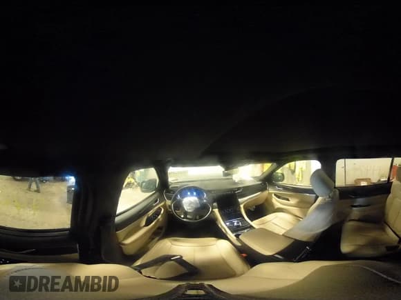 ✅ 2024 Jeep Grand Cherokee Limited • VIN: 1C4RJKBG7R8570795 • Lot: 43644479. Wystawiony na IAAI z przebiegiem 16 742 mil. Bezpłatny archiwum sprzedaży aukcyjnych z USA i szczegółowy raport historii pojazdu na DreamBid. Zdjęcie 18.