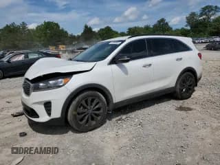 ✅ 2020 Kia Sorento S • VIN: 5XYPG4A54LG699076 • Лот: 61855865. Опубликован ранее на Copart с пробегом 120 137 миль. Бесплатный доступ к архиву аукционных продаж из США и подробный отчёт об истории автомобиля на DreamBid. Изображение 1.