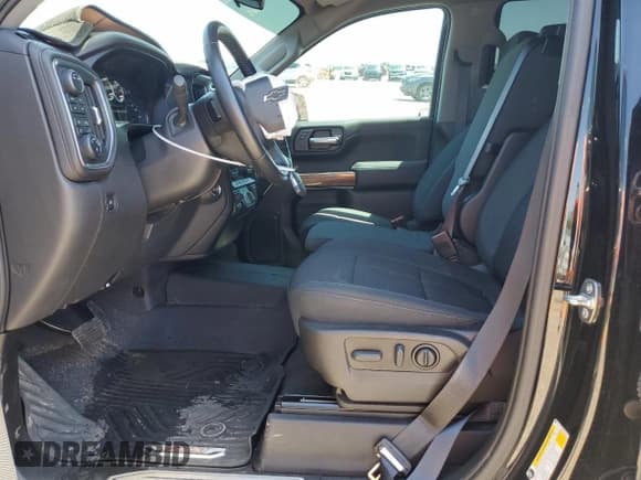 ✅ 2021 Chevrolet Silverado 1500 RST • VIN: 3GCUYEET0MG445690 • Лот: 51374945. Опубликован ранее на Copart с пробегом 67 761 миль. Бесплатный доступ к архиву аукционных продаж из США и подробный отчёт об истории автомобиля на DreamBid. Изображение 7.