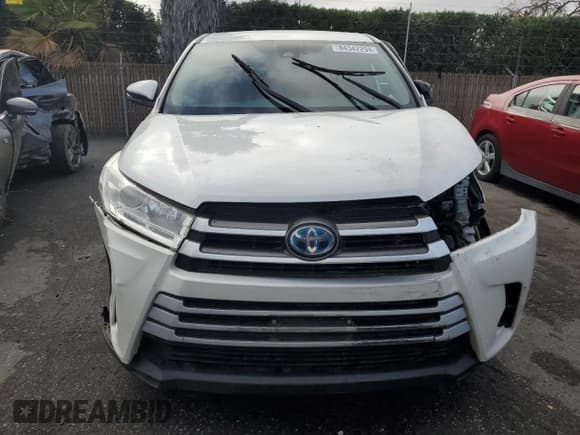 ✅ 2017 Toyota Highlander Hybrid LE • VIN: 5TDBGRFH9HS025073 • Лот: 84342294. Опубликован ранее на Copart с пробегом Не указан. Бесплатный доступ к архиву аукционных продаж из США и подробный отчёт об истории автомобиля на DreamBid. Изображение 5.