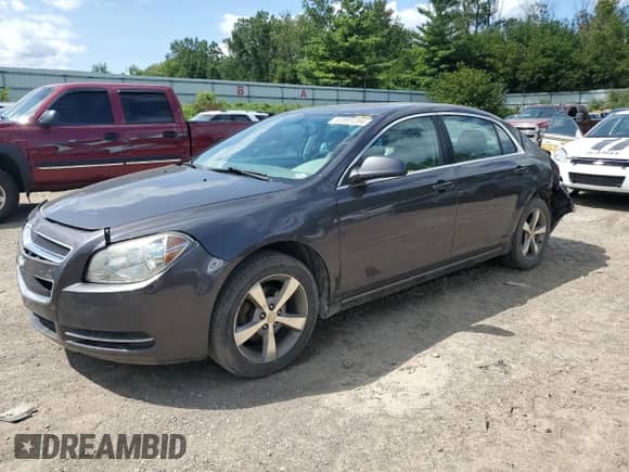2011 Chevrolet Malibu 1LT z VIN 1G1ZC5E17BF218992, wystawiony jako Copart lot #67691284 z przebiegiem 166 176 mil mil oraz Szkoda całkowita • Salvage title. Historia ofert i sprzedaży dostępna na DreamBid. Obrazek 1.