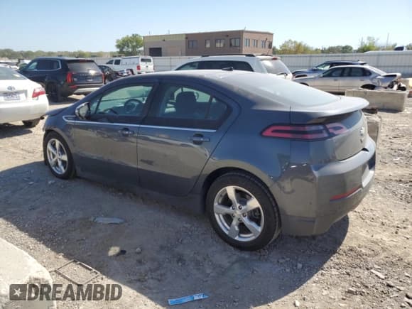 ✅ 2013 Chevrolet Volt • VIN: 1G1RH6E40DU131984 • Lot: 74357124. Wystawiony na Copart z przebiegiem 132 561 mil. Bezpłatny archiwum sprzedaży aukcyjnych z USA i szczegółowy raport historii pojazdu na DreamBid. Zdjęcie 2.