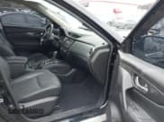 ✅ 2019 Nissan Rogue SV • VIN: JN8AT2MTXKW505415 • Lot: 43824687. Listed on IAAI with 34,419 mi. Free auction sales archive from the USA and detailed vehicle history report at DreamBid. Image 5.