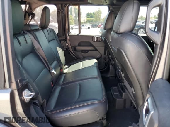 ✅ 2024 Jeep Wrangler Sahara • VIN: 1C4RJXP66RW342442 • Лот: 80720975. Опубликован ранее на Copart с пробегом 26 324 миль. Бесплатный доступ к архиву аукционных продаж из США и подробный отчёт об истории автомобиля на DreamBid. Изображение 11.