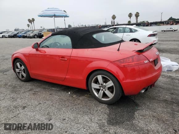 ✅ 2008 Audi TT 2.0T • VIN: TRUMF38J981026610 • Lot: 65649695. Wystawiony na Copart z przebiegiem 172 363 mil. Bezpłatny archiwum sprzedaży aukcyjnych z USA i szczegółowy raport historii pojazdu na DreamBid. Zdjęcie 2.