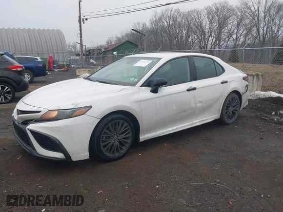 2021 Toyota Camry SE with VIN 4T1T11BK9MU033412, listed as a IAAI auction lot 41474773 with 52,330 mi miles and . Bid and sale history available at DreamBid. Image 17.
