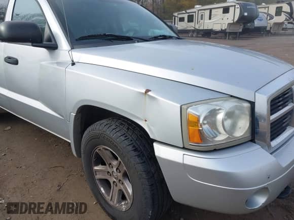 2007 Dodge Dakota SLT с VIN 1D7HW48K67S216227, выставлен на аукционе IAAI как лот 43624034 с пробегом 234 594 миль миль и . История ставок и продаж доступна на DreamBid. Изображение 6.