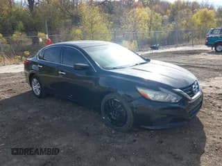 ✅ 2018 Nissan Altima S • VIN: 1N4AL3AP5JC145534 • Lot: 43635298. Wystawiony na IAAI z przebiegiem 174 148 mil. Bezpłatny archiwum sprzedaży aukcyjnych z USA i szczegółowy raport historii pojazdu na DreamBid. Zdjęcie 1.