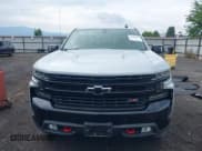 ✅ 2021 Chevrolet Silverado 1500 LT Trail Boss • VIN: 1GCPYFEL9MZ155550 • Lot: 42785163. Wystawiony na IAAI z przebiegiem 33 322 mil. Bezpłatny archiwum sprzedaży aukcyjnych z USA i szczegółowy raport historii pojazdu na DreamBid. Zdjęcie 12.
