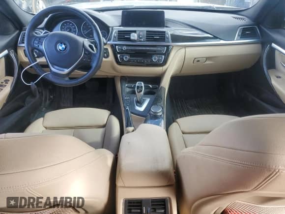 2018 BMW 3 Series 328d xDrive с VIN WBA8J1C56JA379432, выставлен на аукционе Copart как лот 42203075 с пробегом 137 473 миль миль и Списание • Salvage title. История ставок и продаж доступна на DreamBid. Изображение 8.