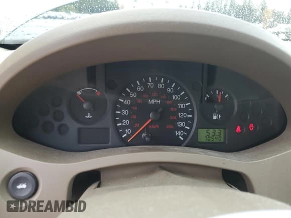 ✅ 2006 Ford Focus S • VIN: 1FAFP34N56W242498 • Lot: 91859985. Wystawiony na Copart z przebiegiem 70 540 mil. Bezpłatny archiwum sprzedaży aukcyjnych z USA i szczegółowy raport historii pojazdu na DreamBid. Zdjęcie 9.