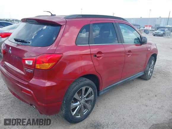 2013 Mitsubishi Outlander LE с VIN 4A4AP5AU5DE025198, выставлен на аукционе IAAI как лот 42492035 с пробегом 97 341 миль миль и . История ставок и продаж доступна на DreamBid. Изображение 4.