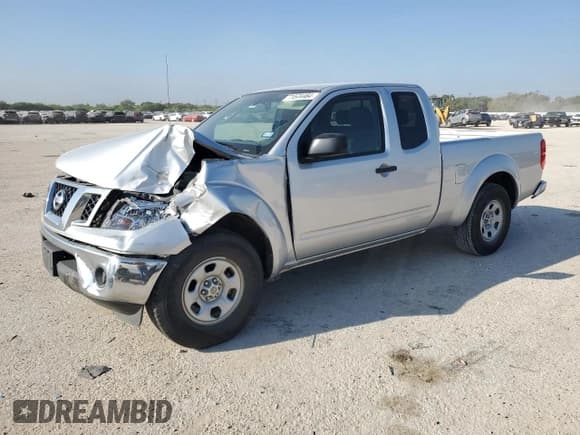 ✅ 2010 Nissan Frontier XE • VIN: 1N6BD0CT1AC427994 • Lot: 71574484. Listed on Copart with 121,102 mi. Free auction sales archive from the USA and detailed vehicle history report at DreamBid. Image 1.