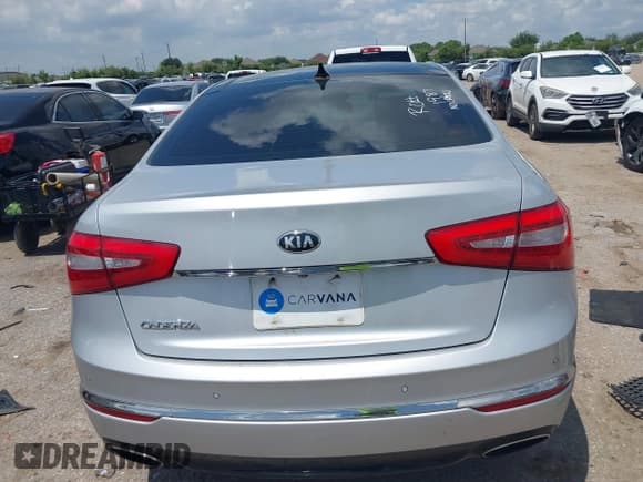 ✅ 2016 Kia Cadenza Premium • VIN: KNALN4D77G5217553 • Lot: 42887804. Wystawiony na IAAI z przebiegiem Nie podano. Bezpłatny archiwum sprzedaży aukcyjnych z USA i szczegółowy raport historii pojazdu na DreamBid. Zdjęcie 17.