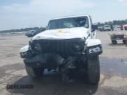 ✅ 2021 Jeep Gladiator Sport S • VIN: 1C6HJTAG2ML582014 • Lot: 42646160. Wystawiony na IAAI z przebiegiem Nie podano. Bezpłatny archiwum sprzedaży aukcyjnych z USA i szczegółowy raport historii pojazdu na DreamBid. Zdjęcie 12.