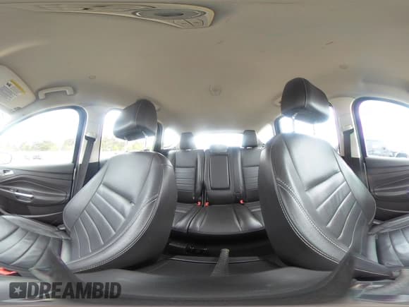 ✅ 2013 Ford C-Max SEL • VIN: 1FADP5CU7DL543655 • Lot: 55491285. Wystawiony na Copart z przebiegiem 151 261 mil. Bezpłatny archiwum sprzedaży aukcyjnych z USA i szczegółowy raport historii pojazdu na DreamBid. Zdjęcie 14.