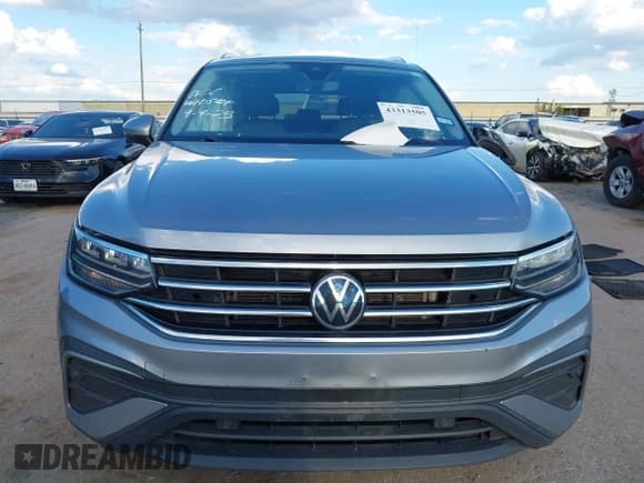 ✅ 2022 Volkswagen Tiguan SE • VIN: 3VV3B7AX0NM172434 • Lot: 43313505. Wystawiony na IAAI z przebiegiem 67 923 mil. Bezpłatny archiwum sprzedaży aukcyjnych z USA i szczegółowy raport historii pojazdu na DreamBid. Zdjęcie 12.
