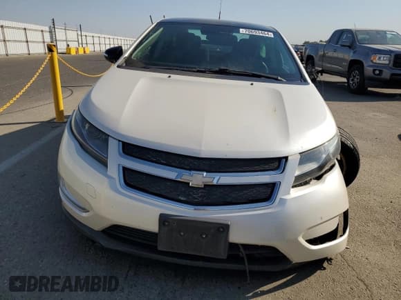 ✅ 2011 Chevrolet Volt • VIN: 1G1RC6E4XBU102245 • Lot: 70693464. Wystawiony na Copart z przebiegiem 180 859 mil. Bezpłatny archiwum sprzedaży aukcyjnych z USA i szczegółowy raport historii pojazdu na DreamBid. Zdjęcie 5.