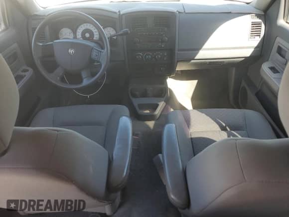 2007 Dodge Dakota ST with VIN 1D3HW28P07S173568, listed as a Copart auction lot 57132075 with 167,477 mi miles and Salvage title. Bid and sale history available at DreamBid. Image 8.