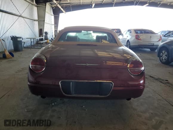 ✅ 2004 Ford Thunderbird Deluxe • VIN: 1FAHP60A24Y102889 • Lot: 70025635. Listed on Copart with 110,946 mi. Free auction sales archive from the USA and detailed vehicle history report at DreamBid. Image 6.