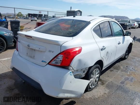 ✅ 2015 Nissan Versa SV • VIN: 3N1CN7APXFL874129 • Лот: 43132129. Опубликован ранее на IAAI с пробегом 154 344 миль. Бесплатный доступ к архиву аукционных продаж из США и подробный отчёт об истории автомобиля на DreamBid. Изображение 4.