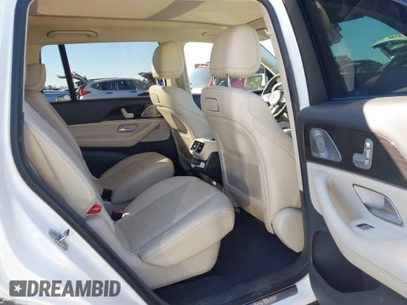 ✅ 2020 Mercedes-Benz GLS 450 • VIN: 4JGFF5KE4LA199370 • Lot: 43603285. Wystawiony na IAAI z przebiegiem 67 872 mil. Bezpłatny archiwum sprzedaży aukcyjnych z USA i szczegółowy raport historii pojazdu na DreamBid. Zdjęcie 8.