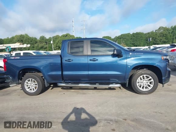 ✅ 2019 Chevrolet Silverado 1500 RST • VIN: 1GCRYEED0KZ191622 • Lot: 42953854. Wystawiony na IAAI z przebiegiem 100 807 mil. Bezpłatny archiwum sprzedaży aukcyjnych z USA i szczegółowy raport historii pojazdu na DreamBid. Zdjęcie 13.