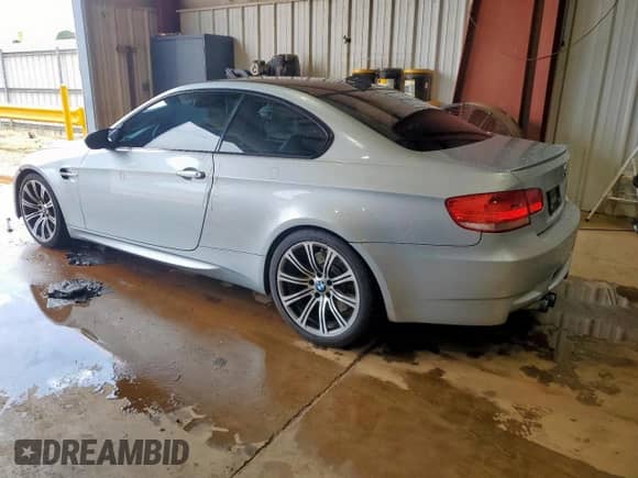 2008 BMW 3 Series M3 с VIN WBSWD93598PY42616, выставлен на аукционе Copart как лот 70157435 с пробегом 142 816 миль миль и Списание • Salvage title. История ставок и продаж доступна на DreamBid. Изображение 2.
