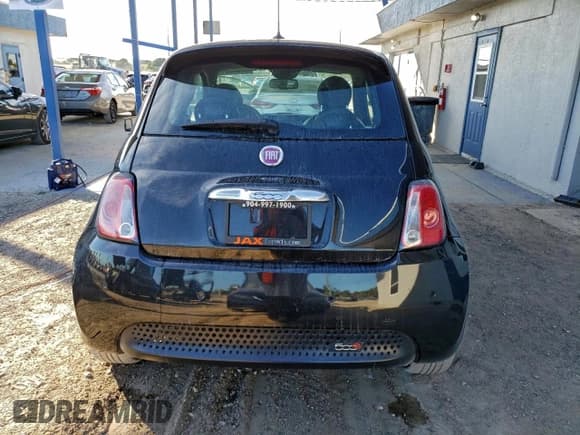 ✅ 2013 FIAT 500e • VIN: 3C3CFFGE7DT707397 • Lot: 96833615. Listed on Copart with 65,039 mi. Free auction sales archive from the USA and detailed vehicle history report at DreamBid. Image 6.