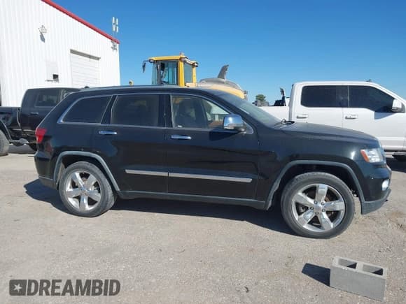 ✅ 2011 Jeep Grand Cherokee Overland Summit • VIN: 1J4RR6GTXBC645170 • Лот: 43847862. Опубликован ранее на IAAI с пробегом 134 337 миль. Бесплатный доступ к архиву аукционных продаж из США и подробный отчёт об истории автомобиля на DreamBid. Изображение 13.