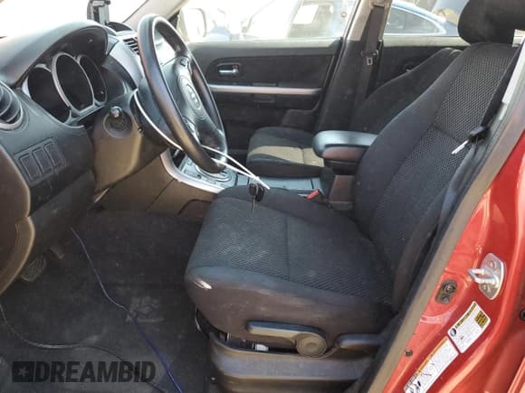 ✅ 2012 Suzuki Grand Vitara Premium • VIN: JS3TE0D62C4100130 • Lot: 48662145. Listed on Copart with 81,557 mi. Free auction sales archive from the USA and detailed vehicle history report at DreamBid. Image 7.