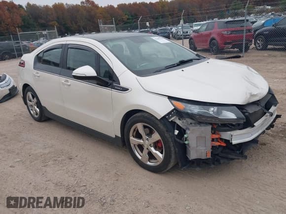 ✅ 2012 Chevrolet Volt • VIN: 1G1RD6E42CU113755 • Lot: 43609420. Listed on IAAI with 131,630 mi. Free auction sales archive from the USA and detailed vehicle history report at DreamBid. Image 1.