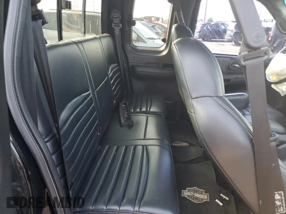 ✅ 2000 Ford F-150 XL • VIN: 2FTRX07L0YCA98549 • Lot: 61469475. Wystawiony na Copart z przebiegiem 67 969 mil. Bezpłatny archiwum sprzedaży aukcyjnych z USA i szczegółowy raport historii pojazdu na DreamBid. Zdjęcie 10.