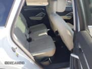 ✅ 2020 Audi Q3 S line Premium Plus • VIN: WA1EECF32L1107344 • Lot: 42700992. Wystawiony na IAAI z przebiegiem 76 570 mil. Bezpłatny archiwum sprzedaży aukcyjnych z USA i szczegółowy raport historii pojazdu na DreamBid. Zdjęcie 8.