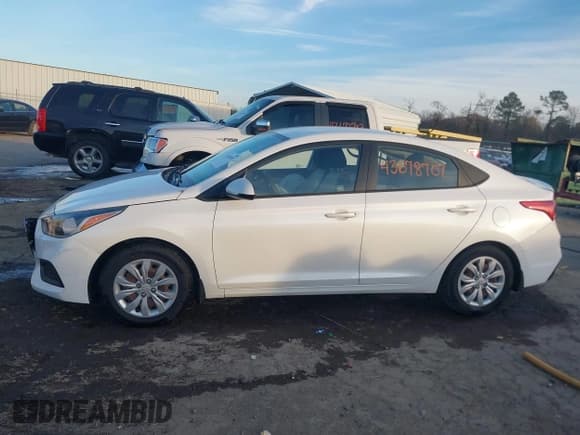 ✅ 2019 Hyundai Accent SE • VIN: 3KPC24A30KE039981 • Lot: 43678707. Wystawiony na IAAI z przebiegiem 73 673 mil. Bezpłatny archiwum sprzedaży aukcyjnych z USA i szczegółowy raport historii pojazdu na DreamBid. Zdjęcie 14.