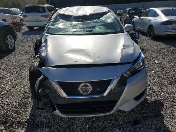 ✅ 2022 Nissan Versa SV • VIN: 3N1CN8EV7NL839979 • Lot: 91589185. Listed on Copart with 36,820 mi. Free auction sales archive from the USA and detailed vehicle history report at DreamBid. Image 5.