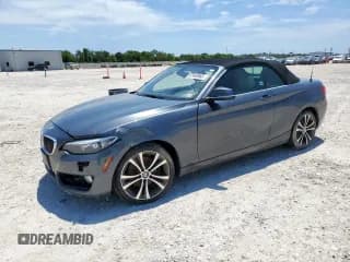 ✅ 2016 BMW 2 Series 228i • VIN: WBA1K9C56GV710024 • Лот: 67440565. Опубликован ранее на Copart с пробегом 98 946 миль. Бесплатный доступ к архиву аукционных продаж из США и подробный отчёт об истории автомобиля на DreamBid. Изображение 1.