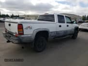 ✅ 2005 GMC Sierra 2500HD SLT • VIN: 1GTHK23255F872961 • Lot: 71084964. Wystawiony na Copart z przebiegiem Nie podano. Bezpłatny archiwum sprzedaży aukcyjnych z USA i szczegółowy raport historii pojazdu na DreamBid. Zdjęcie 3.