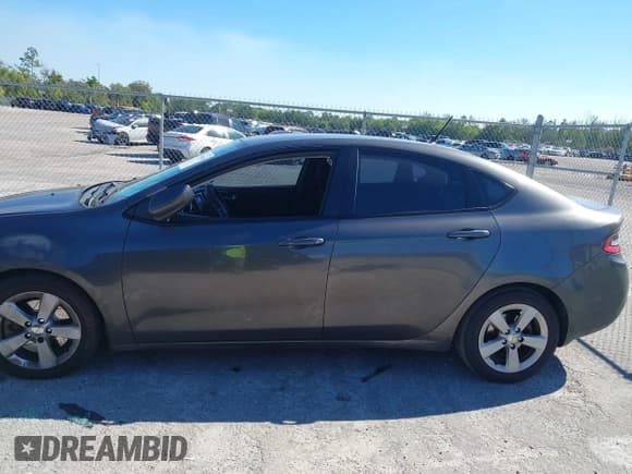 ✅ 2016 Dodge Dart SXT • VIN: 1C3CDFBB8GD564005 • Lot: 43703484. Listed on IAAI with 240,220 mi. Free auction sales archive from the USA and detailed vehicle history report at DreamBid. Image 14.