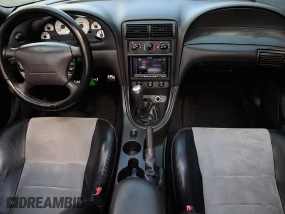 ✅ 2003 Ford Mustang SVT Cobra • VIN: 1FAFP49Y73F424XXX • Лот: 71903175. Опубликован ранее на Copart с пробегом 50 080 миль. Бесплатный доступ к архиву аукционных продаж из США и подробный отчёт об истории автомобиля на DreamBid. Изображение 9.