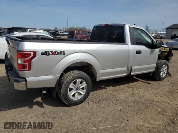 ✅ 2019 Ford F-150 XL • VIN: 1FTMF1E50KKC93304 • Lot: 54734755. Listed on Copart with 95,713 mi. Free auction sales archive from the USA and detailed vehicle history report at DreamBid. Image 3.