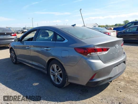 2018 Hyundai Sonata Limited с VIN 5NPE34AF0JH628457, выставлен на аукционе IAAI как лот 43210203 с пробегом 95 968 миль миль и . История ставок и продаж доступна на DreamBid. Изображение 3.